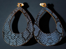 Load image into Gallery viewer, Extra large Clip on wooden snake print hoop earrings
