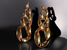 Load image into Gallery viewer, Giant gold acrylic chain clip on earrings
