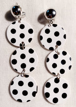 Load image into Gallery viewer, Polka dot  pop art clip on dangle earrings Kargo Fresh
