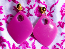 Load image into Gallery viewer, Pop acrylic clip on hoop earrings Kargo Fresh
