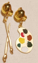 Load image into Gallery viewer, Pop art small artist pallete clip on earrings Kargo Fresh
