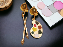 Load image into Gallery viewer, Pop art small artist pallete clip on earrings Kargo Fresh
