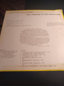 REV. THOMAS L. WALKER & T.L.W. ENSEMBLE ONE DAY T A TIME LP RARE GOSPEL SOUL Kargo Fresh