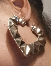 Load image into Gallery viewer, Rare Large and Chunky Vintage Bamboo Heart Earrings Kargo Fresh
