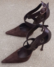 Load image into Gallery viewer, Rare Vintage Escada Sandelette Heels Size 40 (US 9.5) Kargo Fresh
