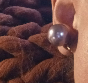 Rare color Faux Pearl Clip on Earrings dark lilac Kargo Fresh