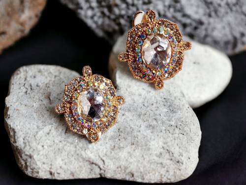 Regal glam clip on studs Kargo Fresh