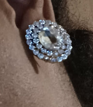 Load image into Gallery viewer, Rhinestone Stud Clip On Earrings Kargo Fresh
