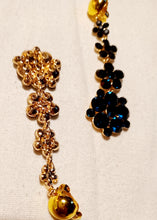 Load image into Gallery viewer, Rhinestone cluster clip on earrings Kargo Fresh
