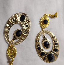 Load image into Gallery viewer, Runway rhinestone earrings Kargo Fresh
