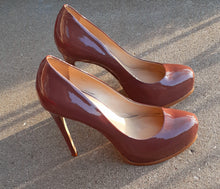 Load image into Gallery viewer, Sexy Kelsi Dagger Chocolate Patent Leather Heels Size 10 Kargo Fresh
