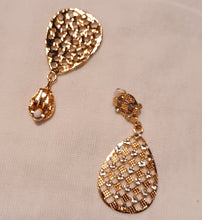 Load image into Gallery viewer, Simple Gold Blingy  Clip on Earrings 2 inch Kargo Fresh
