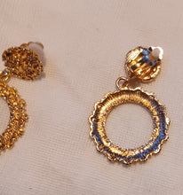 Load image into Gallery viewer, Small Abstract Hammered Minimalist Clip on Earrings Kargo Fresh
