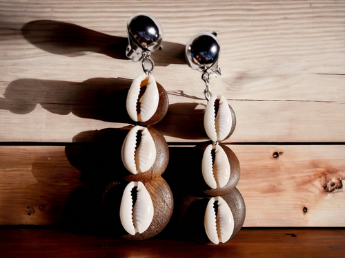 Small Handmade wood and cowrie clip on earrings Kargo Fresh