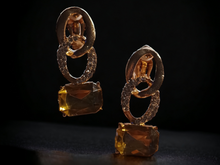 Load image into Gallery viewer, Small Rhinestone cluster clip ons Kargo Fresh
