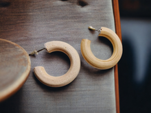 Load image into Gallery viewer, Small Wooden Minimalist  Hoop Earrings Kargo Fresh
