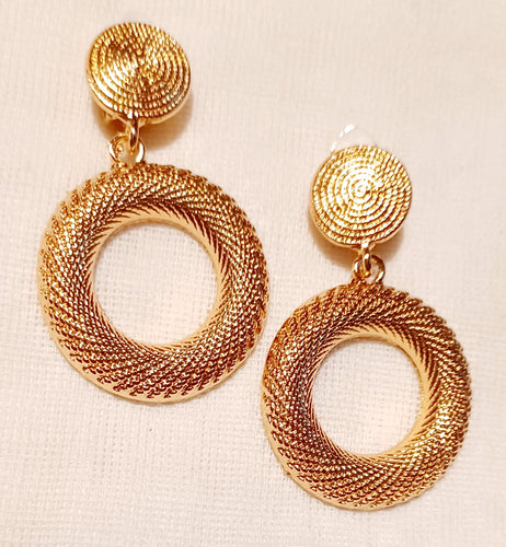 Small gold Hoop Clip on  Earrings Kargo Fresh