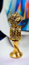 Load image into Gallery viewer, Small vintage style  huggie hoop clip on earrings Kargo Fresh
