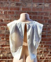 Load image into Gallery viewer, Solace London Satin Crop Top Rare Size 6 Kargo Fresh
