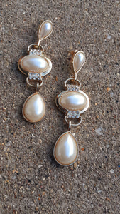 The Classy Faux Pearl Dangle Earrings Kargo Fresh