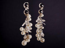 Load image into Gallery viewer, Unique beaded grapevine clip on earrings Kargo Fresh
