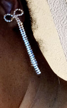 Load image into Gallery viewer, Unique rhinestone bow clip on earrings Kargo Fresh

