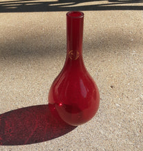 Load image into Gallery viewer, Vintage 18K Red Glass Vase Kargo Fresh
