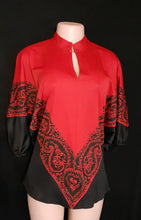 Load image into Gallery viewer, Vintage 1960s era Alfred Shaheen Top Size Medium Kargo Fresh
