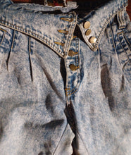 Load image into Gallery viewer, Vintage 1980s Limited Express Stone washed jeans size 5 Kargo Fresh
