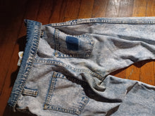 Load image into Gallery viewer, Vintage 1980s Limited Express Stone washed jeans size 5 Kargo Fresh
