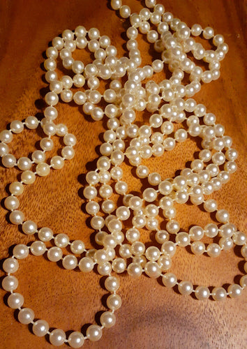 Vintage 52 inch Faux Pearl Lariat Necklace Kargo Fresh