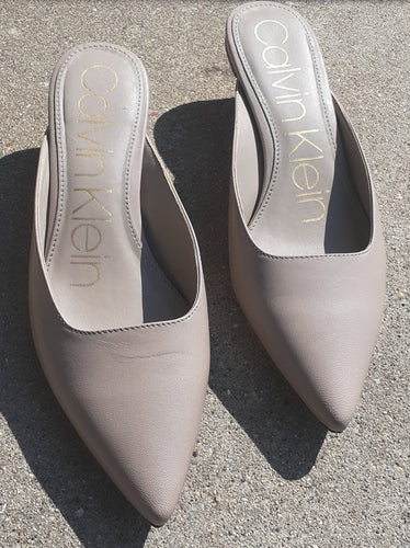 Vintage Calvin Klein LaNora Mules Size 5 Kargo Fresh