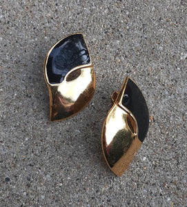 Vintage  Chunky Gold Metal Clip On  Earrings Kargo Fresh