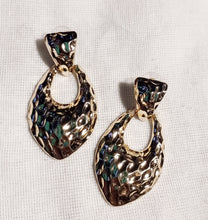 Load image into Gallery viewer, Vintage Chunky Vintage Bamboo  Earrings Kargo Fresh
