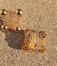 Load image into Gallery viewer, Vintage Chunky Woven Metal Clip On Cluster Earrings Kargo Fresh
