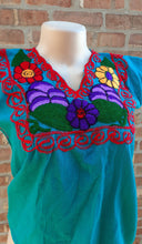 Load image into Gallery viewer, Vintage Cotton Embroidered Mexican Top Small Kargo Fresh
