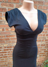 Load image into Gallery viewer, Vintage Diane Von Furstenberg Black Wool Dress 4 Kargo Fresh
