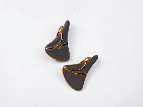 Vintage Enameled  Cluster Clip on Earrings Kargo Fresh