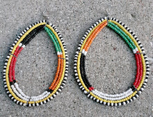 Load image into Gallery viewer, Vintage Handmade MAASAI Bead Hoop Earrings Kargo Fresh
