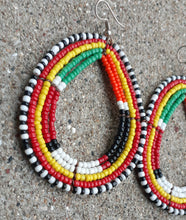 Load image into Gallery viewer, Vintage Handmade MAASAI Bead Hoop Earrings Kargo Fresh
