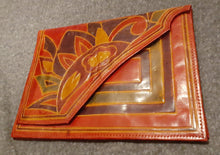 Load image into Gallery viewer, Vintage Handpainted Made In India Envelope Clutch Kargo Fresh
