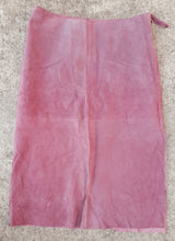 Load image into Gallery viewer, Vintage Kenneth Cole Suede Pencil Skirt Size 0 Kargo Fresh
