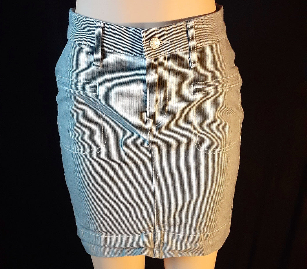 Vintage Levi's Railroad Stripe Denim Skirt Size 10 Kargo Fresh