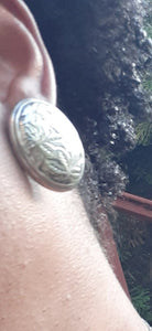 Vintage Native American Flower Carved Sterling Silver Clip On Earrings Kargo Fresh
