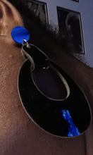 Load image into Gallery viewer, Vintage Pop art acrylic clip on earrings Kargo Fresh
