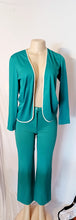 Load image into Gallery viewer, Vintage Queens Way to Fashion Liesure Suit S Kargo Fresh
