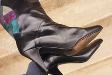 Load image into Gallery viewer, Vintage Ron Seigel Castaner Boots Size 8 M Kargo Fresh
