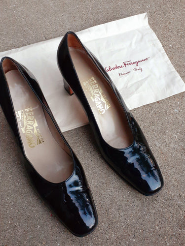 Vintage Salvatore Ferragamo Black Patent Leather Pumps Size 7A Kargo Fresh