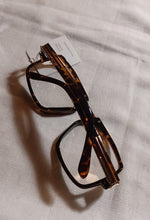 Load image into Gallery viewer, Vintage Style Mock Cazal Clear Lense Glasses Kargo Fresh
