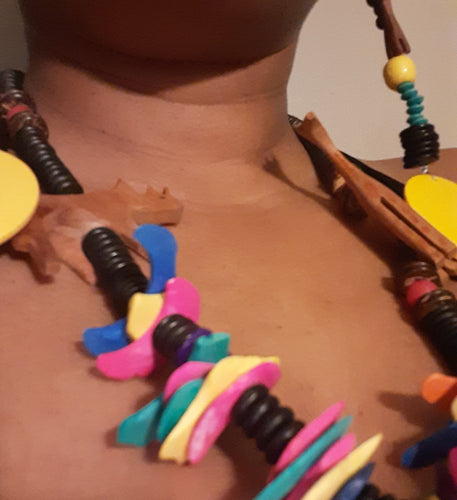 Vintage Wooden Necklace Set Kargo Fresh